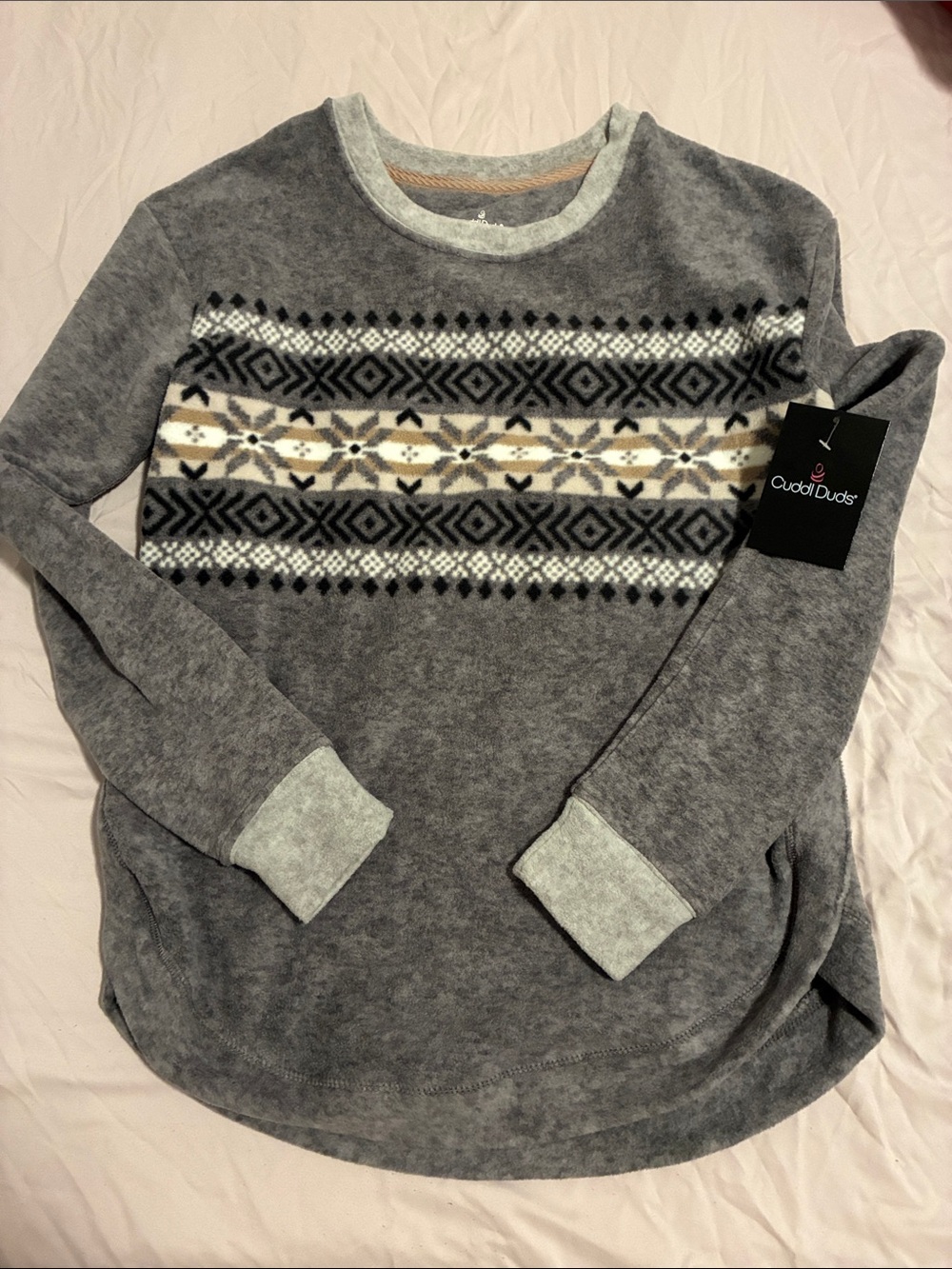 Cuddl Duds Gray Fair Isle Crew Neck fleece top with Cream Accents